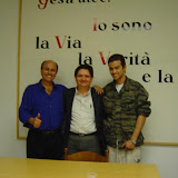Pr. Arlindo, Pr. Manoel e Missionários David na Igreja Batista em Milão