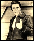 il giubbotto fighissimo mi trasformava in un tipo OK come Fonzie e ora non mi entra più... non è giusto!!!
