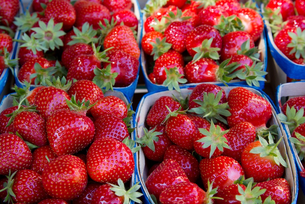 [strawberries[9].jpg]