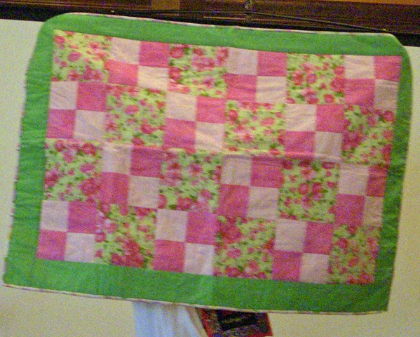 [Pink and Green Quilt[2].jpg]