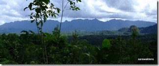 Bungo_range_view_from_Gunung_Jagoi_1