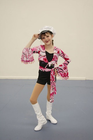 [2011_0319_TDC-DEA2011-Brenna-BoogieFever-1-w[2].jpg]