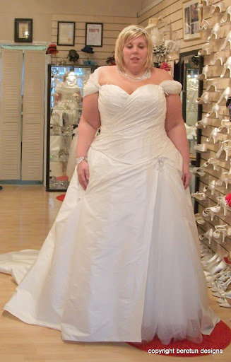 plus size bridal gowns