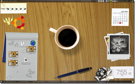 TableTop-Ubuntu-Wallpaper-120889463