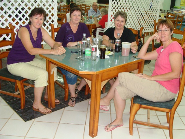 [varios 1--2011 009[3].jpg]