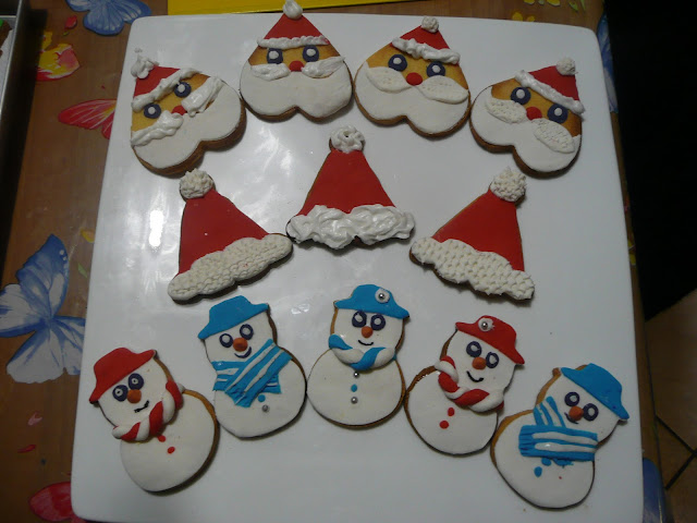 Biscotti Babbo Natale Pasta Di Zucchero.Babbi E Le Palle Di Pelo Biscotti Di Natale In Pdz