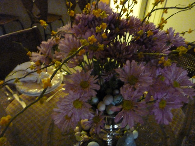 [easter tablescape 013[4].jpg]