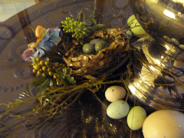 [easter tablescape 007[4].jpg]