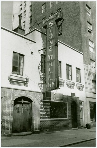 [Stonewall_Inn_September_1969_28Photo.jpg]
