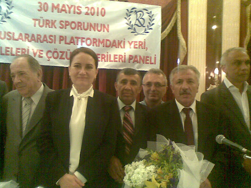 T�rk Sporunun Uluslararas� Platformdaki Yeri, Meseleleri ve ��z�m �nerileri konulu panel, �stanbul'da yap�ld�. ( 30.05.2010 )