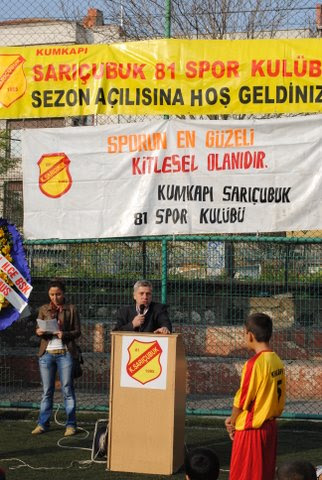 Kumkapı Sarıçubuk 81 Spor Kulübü 2010 - 2011 Sezon Açılışı ( 21.11.2010 ) Resmi Büyük görmek için lütfen Resimin üzerine tıklayınız...
