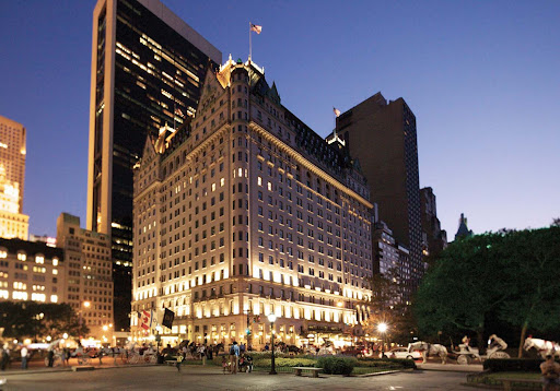 Want a grand opening to the night? The Plaza Hotel’s majestic presence will set the tone. Want a grand opening to the night? The Plaza Hotel’s majestic presence will set the tone.