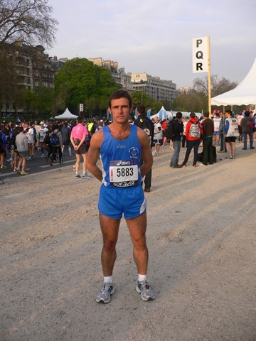 [PARIGI05.043082.jpg]