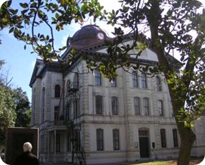 colorado-county-courthouse