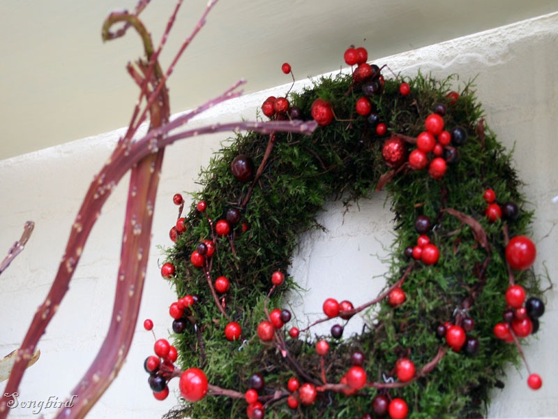 [wreath with berries[4].jpg]
