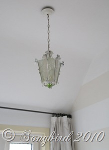 [Lamp Makeover Guest Room 3[3].jpg]