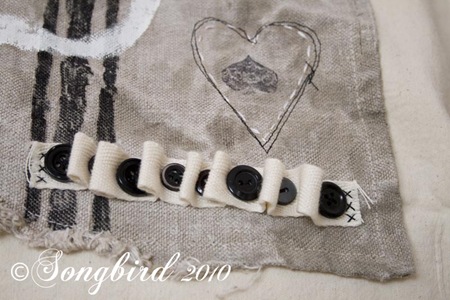 [Black Number Pillow 2[5].jpg]