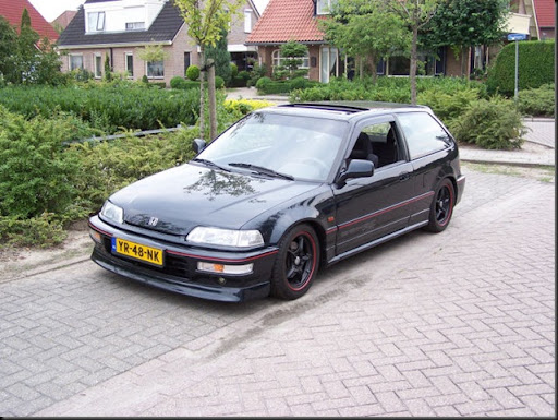 Check out the potential of an old EF9 like this Spoon Sports Civic EF9 