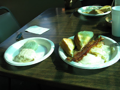 Yum! Breakfast at the marina