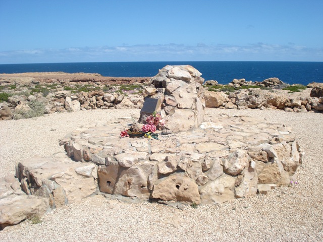 [CARNARVON0326.jpg]