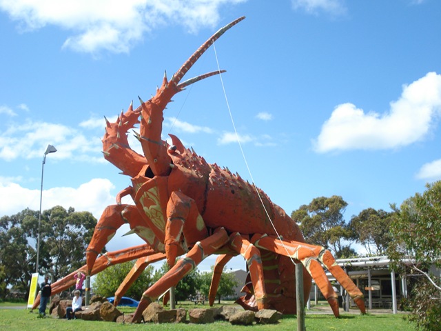 [Mt Gambier- Ocean Road 007.jpg]