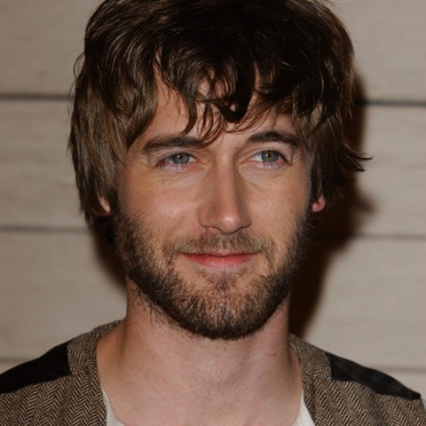 [Ryan-Eggold[9].jpg]