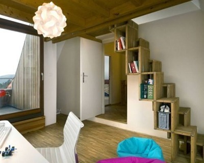 Apartmant Therapy, Trappa med flera funktioner2