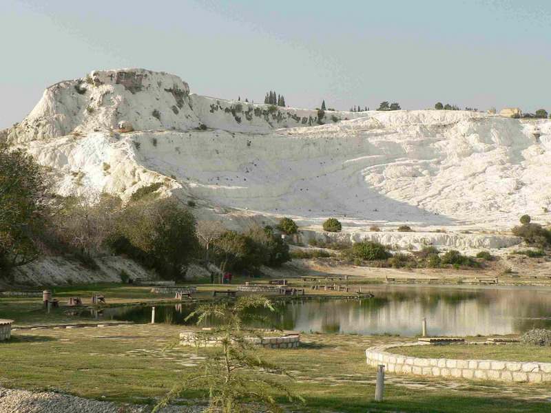 [Pamukkale-Cotton-Castle-10.jpg]