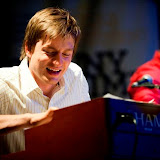 12556649551175816291.jpg