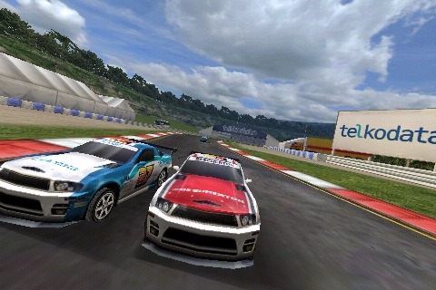 [firemint_real_racing4[2].jpg]