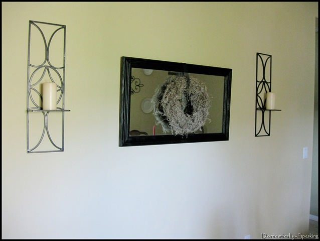 [wreath on mirror[6].jpg]