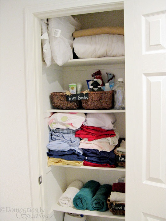 [linen closet 1[9].jpg]