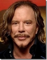 Mickey Rourke is háborúzik