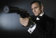 [Mi lesz veled, James Bond[2].jpg]
