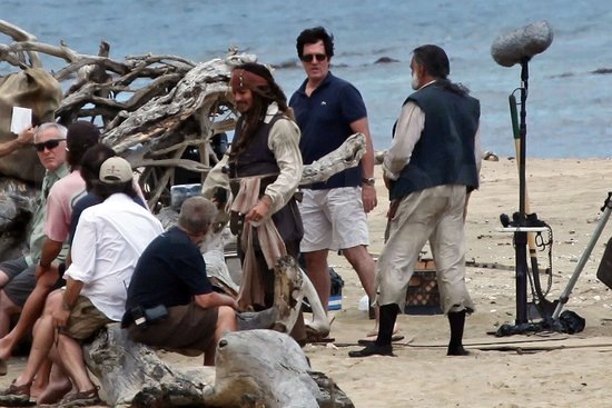 Johnny Depp A Karib-tenger kalózai 4 forgatásán 002