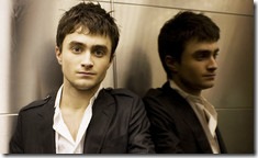 Daniel Radcliffe és a fekete ruhás nő