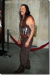 Machete odaát 01