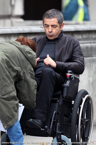[Rowan Atkinson már megint megmenti a világot 03[3].jpg]