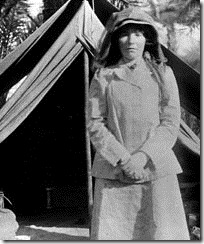 Ridley Scott rendezi a Gertrude Bell életrajzi filmet