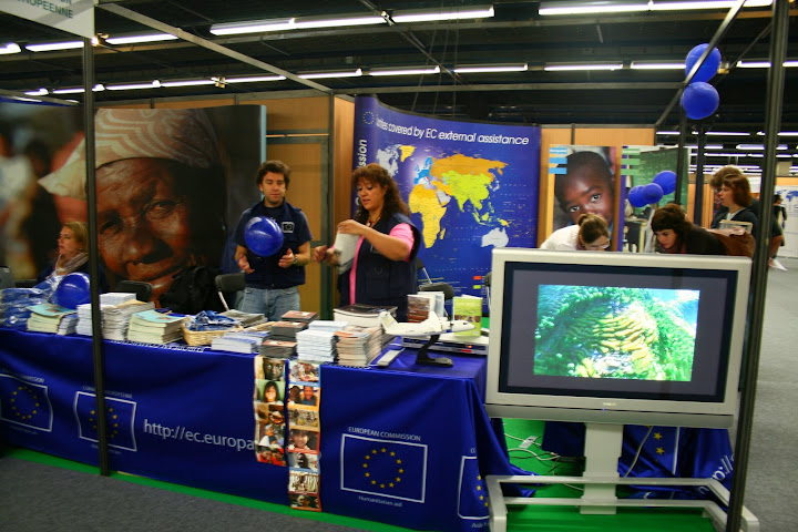 Stand echo au Salon des solidarites
