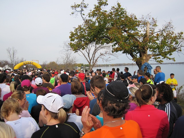 [Niagara Falls Marathon 2010 035[2].jpg]