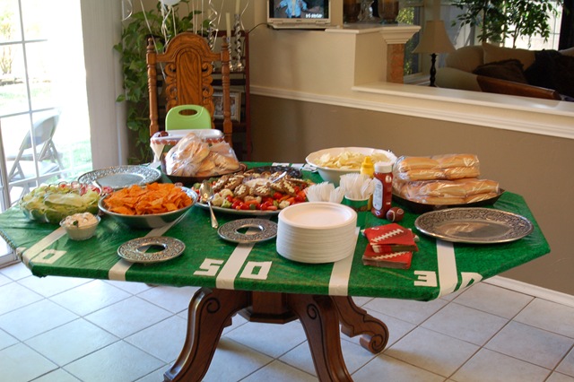 [food table[4].jpg]