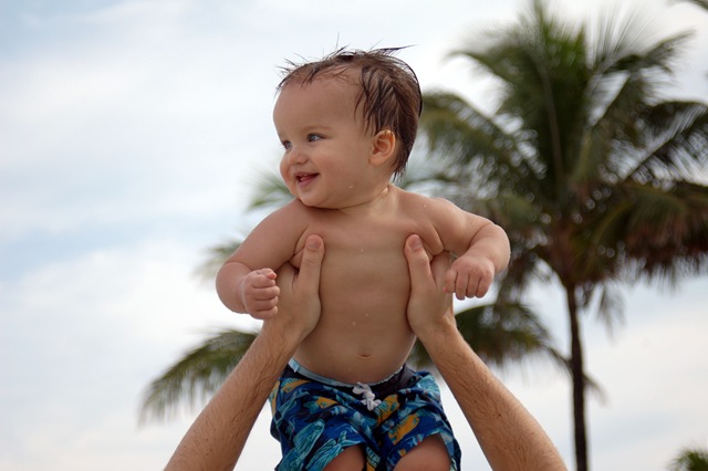 [pool with dad-1[4].jpg]