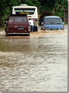 Banjir-bandang-285