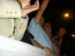 Cacho y Torrijos saludan a los corredores