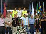 Foto de los ganadores y las autoridades