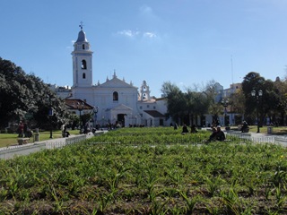 [P61000034.jpg]