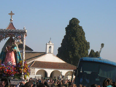 La romería del 27 de enero de 2008: la Virgen de Luna sale del santuario camino de Pozoblanco. Foto: Pozoblanco News, las noticias y la actualidad de Pozoblanco, www.pozoblanconews.blogspot.com