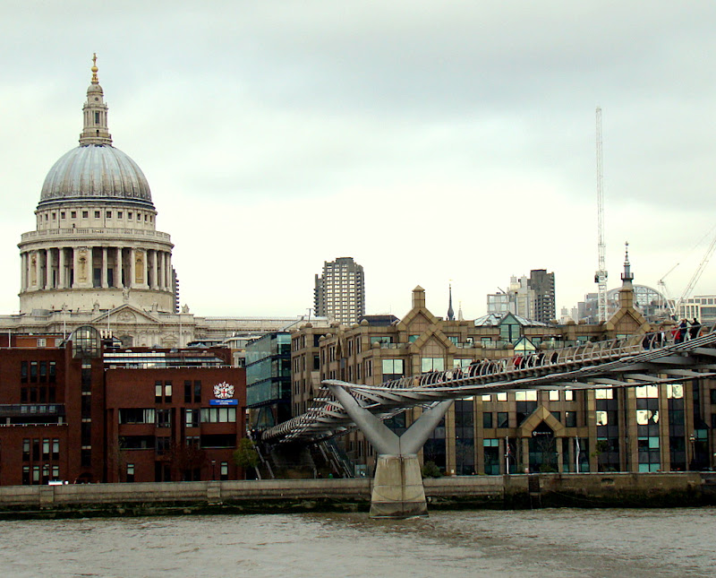 St. Paul's Cathedral and Millennium Bridge from the Thames River Side, Tarun Chandel Photoblog