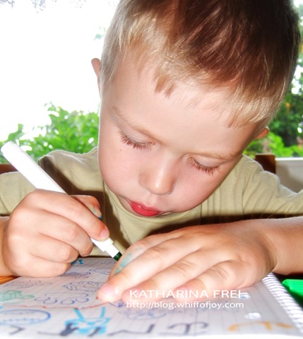 [craftingWithTheKids3[5].jpg]